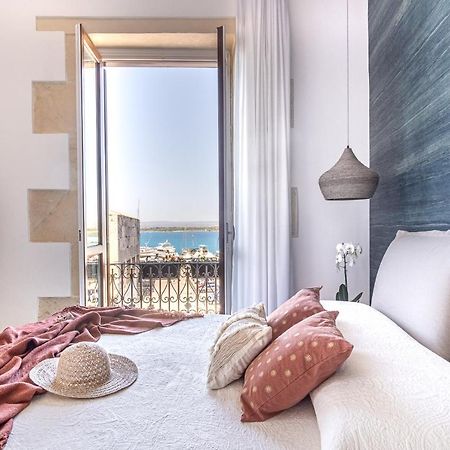 La Gorgone Ortigia Suites Сиракузы Экстерьер фото