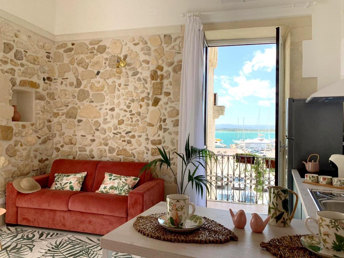 La Gorgone Ortigia Suites Сиракузы Экстерьер фото