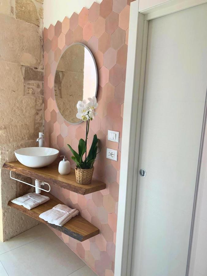 La Gorgone Ortigia Suites Сиракузы Экстерьер фото