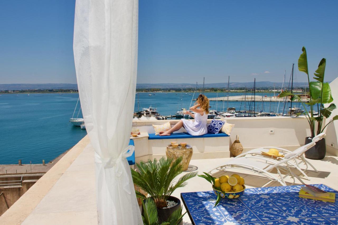 La Gorgone Ortigia Suites Сиракузы Экстерьер фото