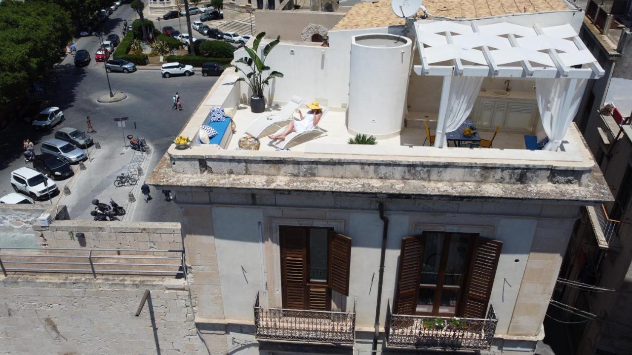 La Gorgone Ortigia Suites Сиракузы Экстерьер фото