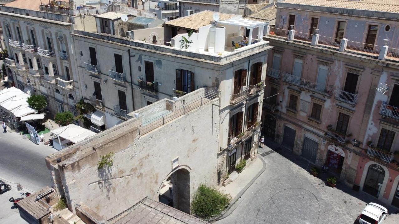 La Gorgone Ortigia Suites Сиракузы Экстерьер фото