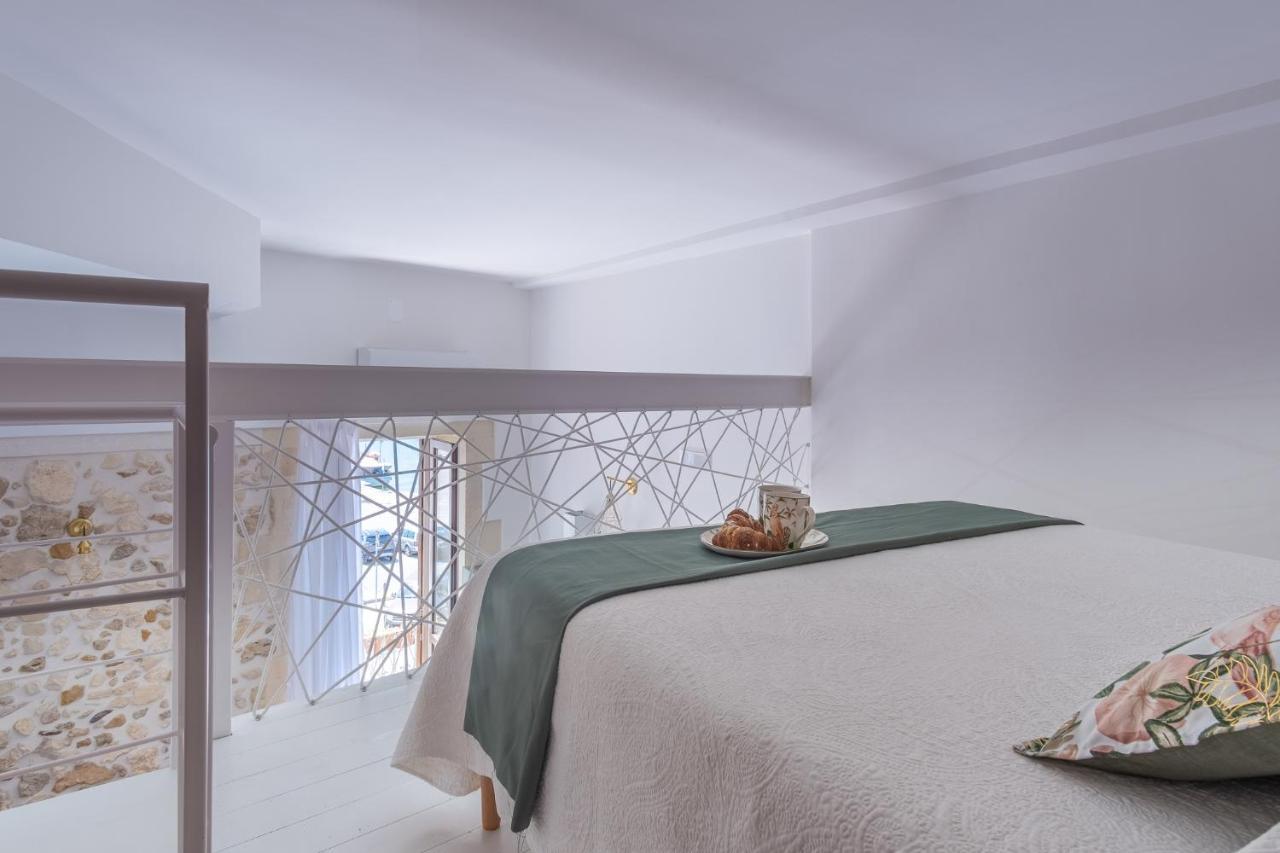 La Gorgone Ortigia Suites Сиракузы Экстерьер фото