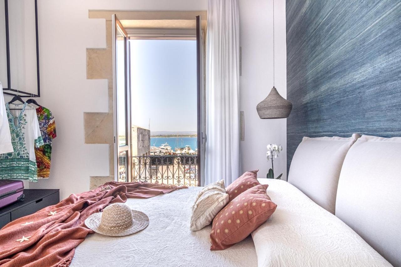 La Gorgone Ortigia Suites Сиракузы Экстерьер фото