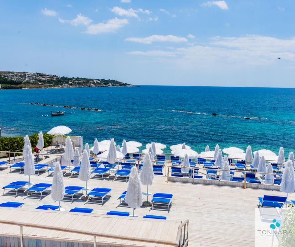 La Gorgone Ortigia Suites Сиракузы Экстерьер фото